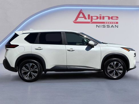 Used 2023 Nissan Rogue SV FWD image 6