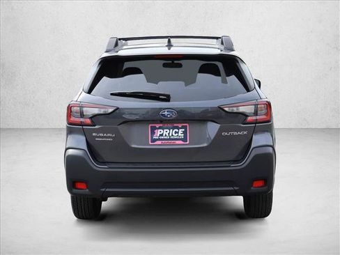 Used 2025 Subaru Outback Premium AWD/4WD image 8