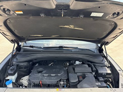 Used 2019 Hyundai Santa Fe SEL FWD image 28