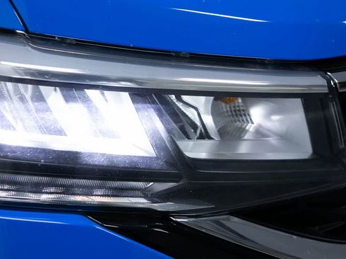 Used 2023 Volkswagen Taos SE image 30