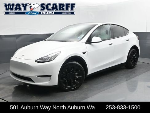 Used 2022 Tesla Model Y Long Range image 1