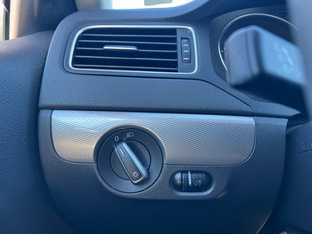 Used 2018 Volkswagen Jetta S FWD image 21