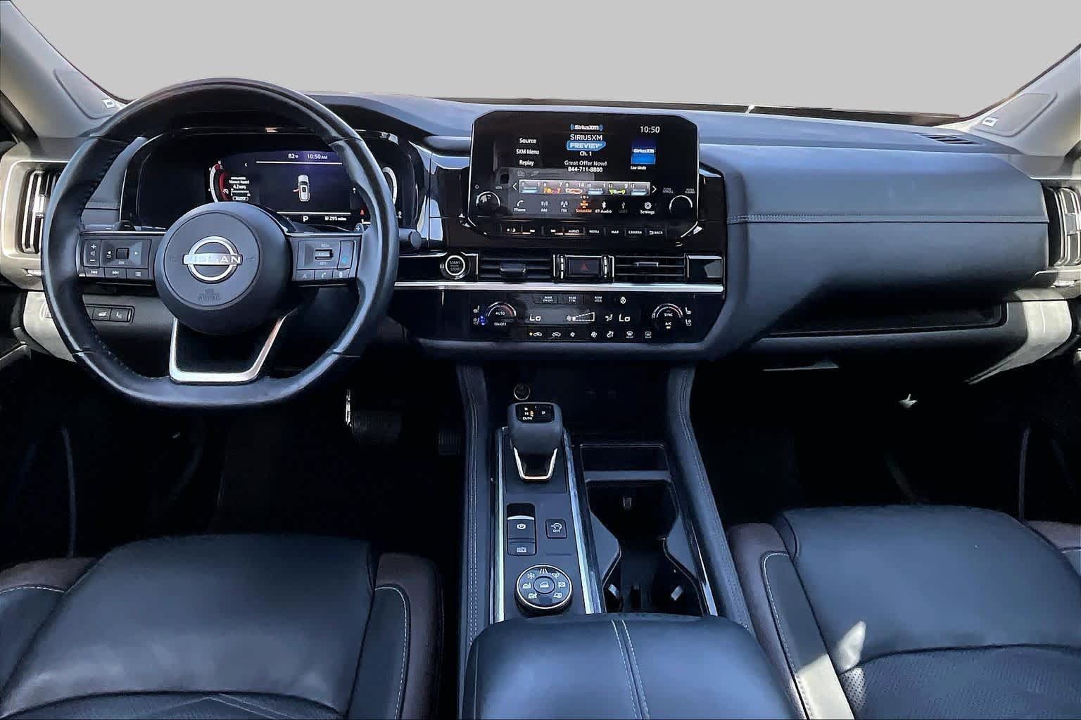 Used 2024 Nissan Pathfinder Platinum w/ Cargo Package AWD/4WD image 16