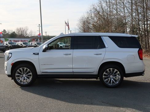 Certified 2021 GMC Yukon Denali w/ Denali Ultimate Package image 8