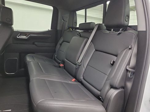 Used 2025 GMC Sierra 1500 SLT w/ SLT Premium Plus Package RWD image 11