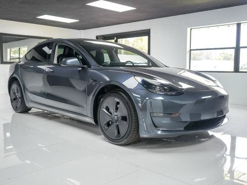 Used 2023 Tesla Model 3 Standard Range RWD image 6