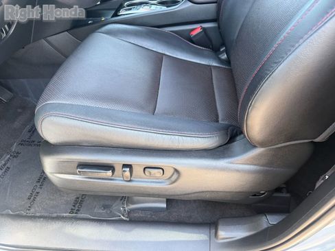 Certified 2024 Honda Passport Black Edition image 15