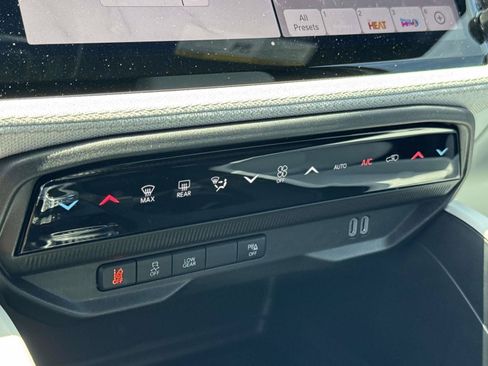 New 2026 Jeep Cherokee Laredo AWD/4WD image 5