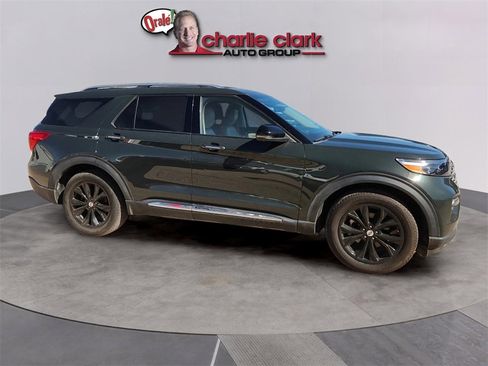 Used 2023 Ford Explorer Limited w/ Equipment Group 301A image 6