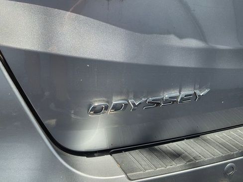 Used 2023 Honda Odyssey Touring image 5