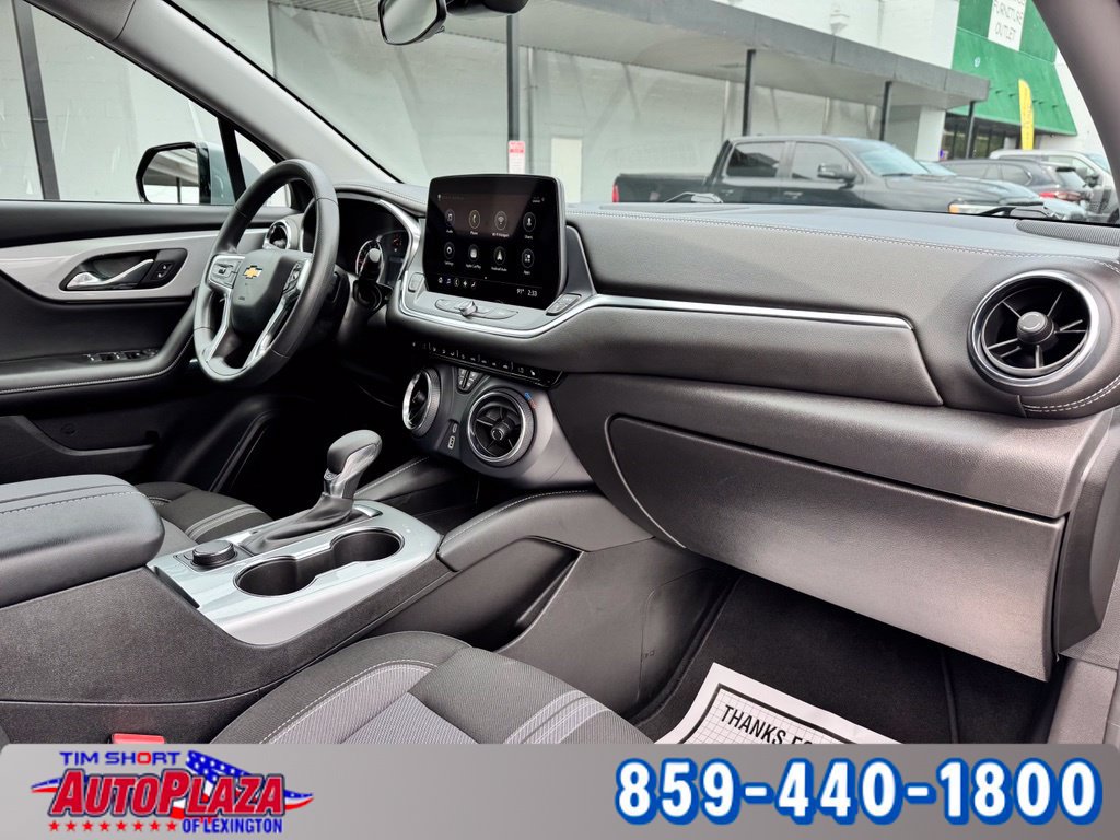 Used 2025 Chevrolet Blazer LT AWD/4WD image 48