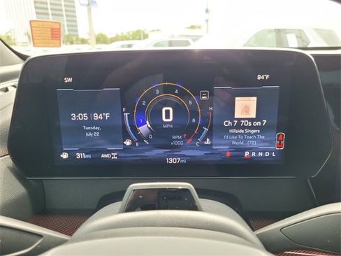 Used 2025 Chevrolet Traverse RS w/ LPO, Floor Liner Package image 33