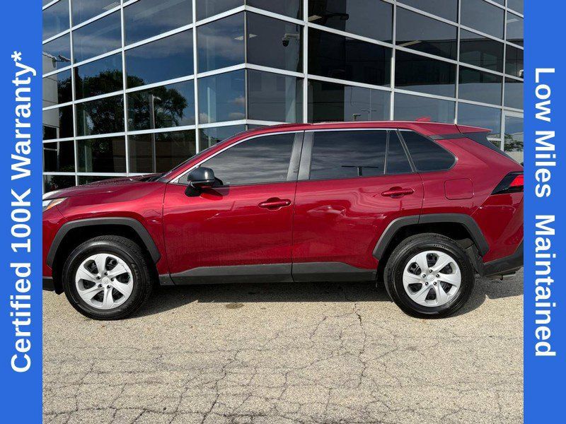 Used 2024 Toyota RAV4 LE FWD image 7