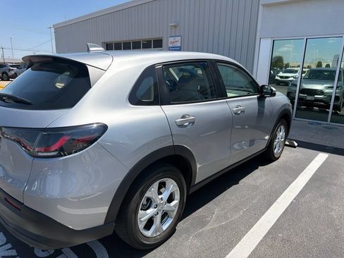 Used 2024 Honda HR-V LX image 4