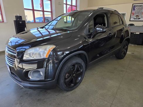 Used 2016 Chevrolet Trax LTZ w/ Midnight Edition AWD/4WD image 2