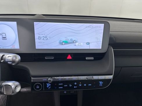 Used 2024 Hyundai Ioniq 5 Limited image 21