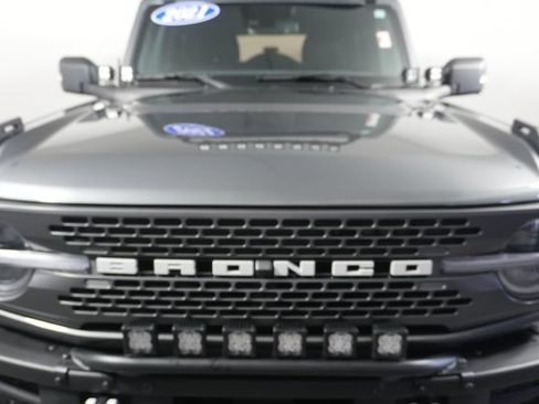 Used 2021 Ford Bronco Badlands AWD/4WD image 9