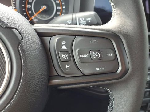New 2026 Jeep Gladiator Mojave AWD/4WD image 18
