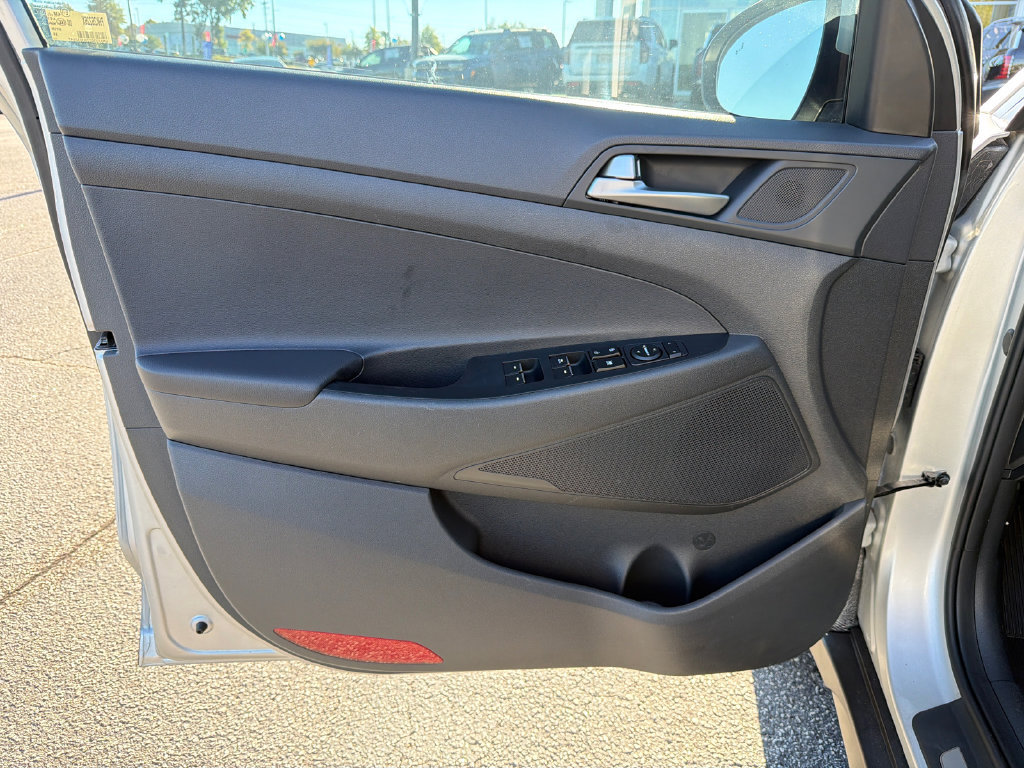 Used 2016 Hyundai Tucson Limited FWD image 10