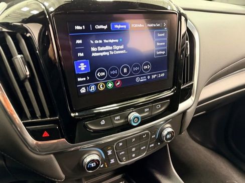 Certified 2023 Chevrolet Traverse LT image 14