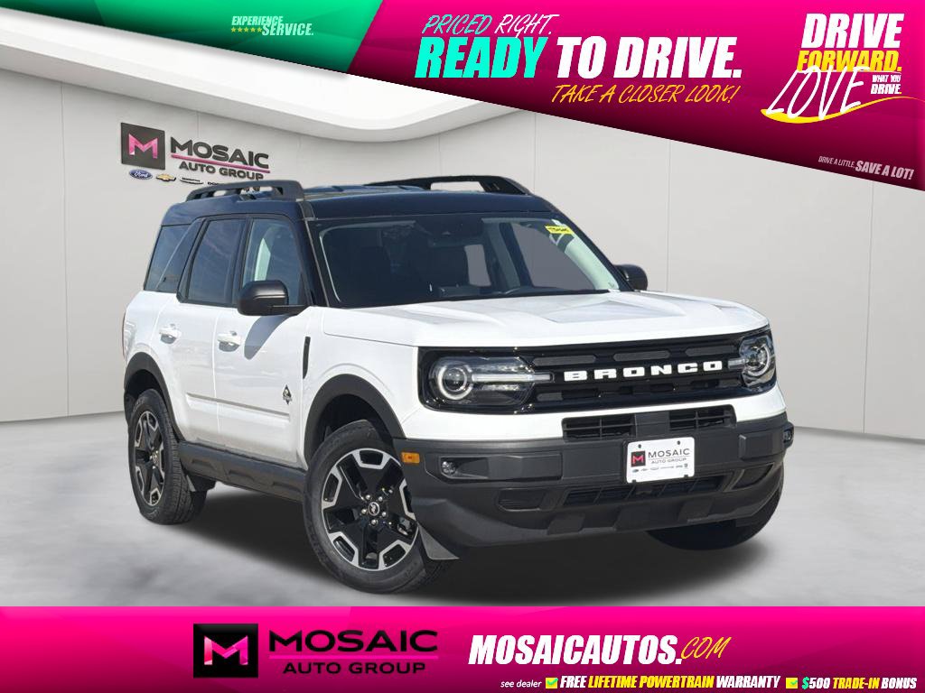 Used 2023 Ford Bronco Sport Outer Banks w/ Tech Package AWD/4WD image 1
