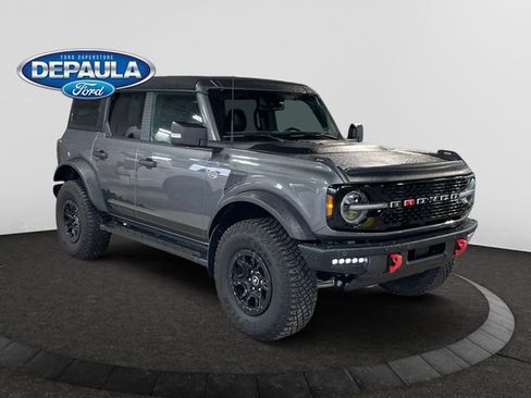 Used 2024 Ford Bronco Wildtrak image 9