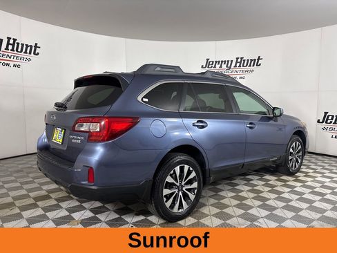 Used 2015 Subaru Outback 2.5i Limited AWD/4WD image 6