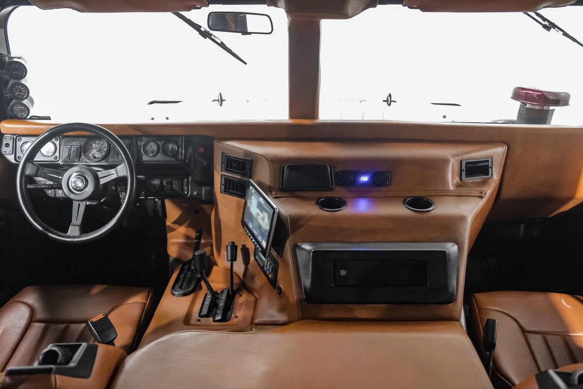 Used 1994 HUMMER H1 4-Door Open Top AWD/4WD image 13
