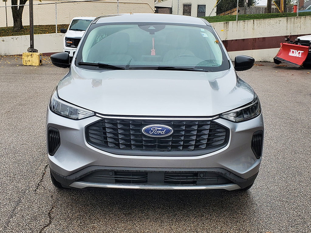Certified 2023 Ford Escape Active FWD image 2