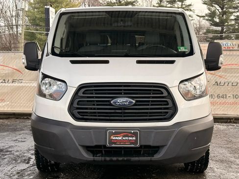 Used 2019 Ford Transit 150 XL image 5