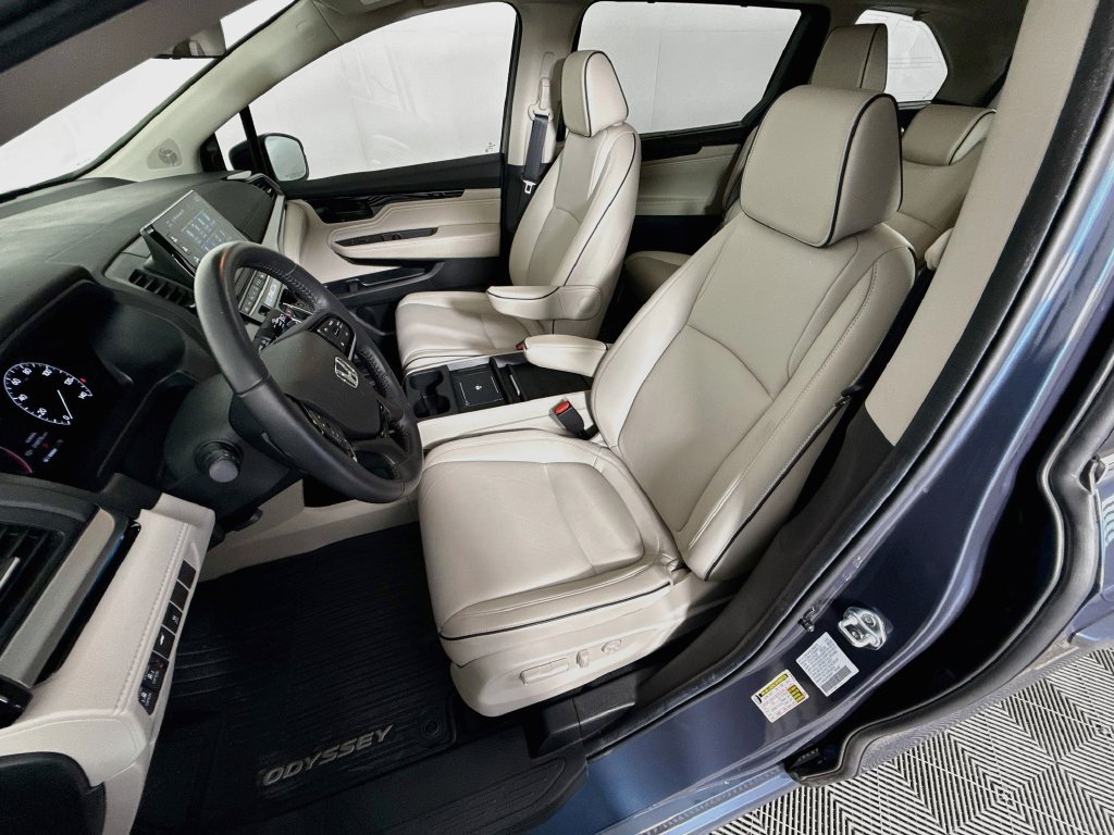 Used 2025 Honda Odyssey Touring image 22
