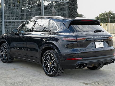 Used 2019 Porsche Cayenne S AWD/4WD image 10
