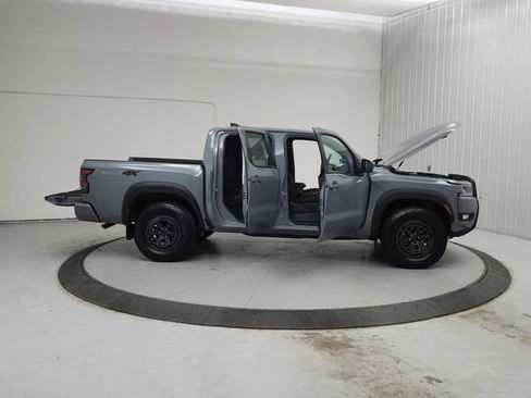 Used 2025 Nissan Frontier PRO-4X w/ Interior Protection Package AWD/4WD image 17