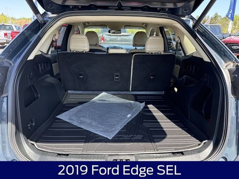 Used 2019 Ford Edge SEL w/ Equipment Group 201A AWD/4WD image 16