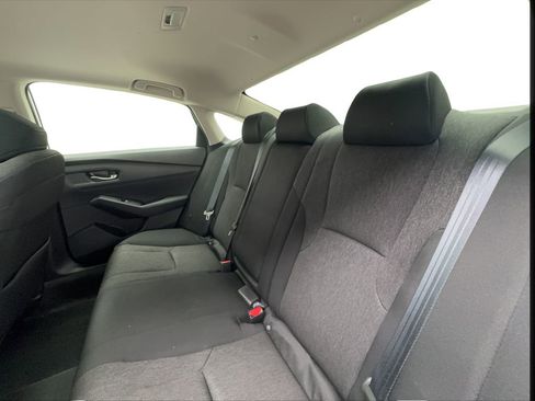 Used 2025 Honda Accord SE image 23