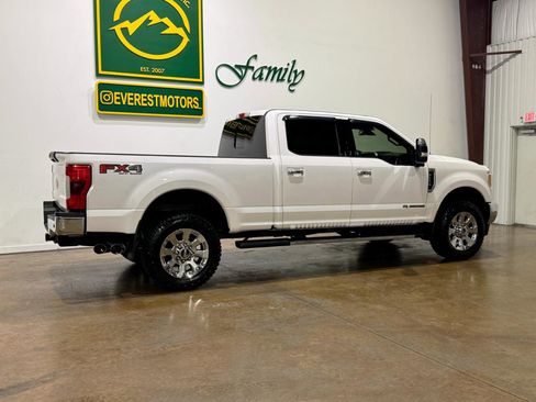 Used 2017 Ford F250 Lariat w/ Lariat Ultimate Package image 9