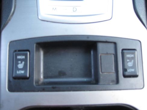 Used 2014 Subaru Legacy 2.5i Premium image 34