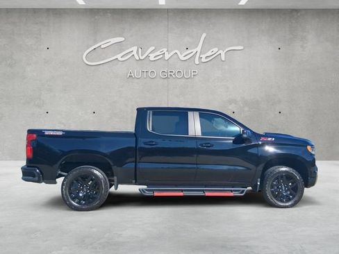 Used 2024 Chevrolet Silverado 1500 LT Trail Boss w/ Convenience Package II image 17
