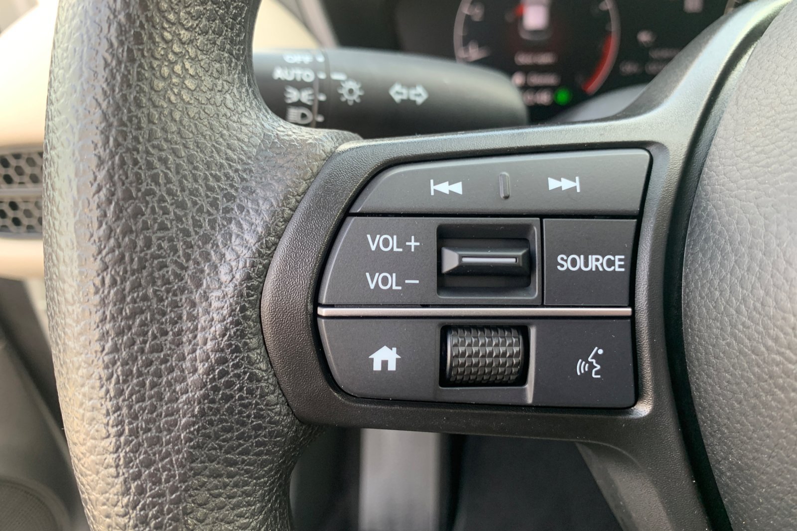 Used 2024 Honda HR-V LX image 29