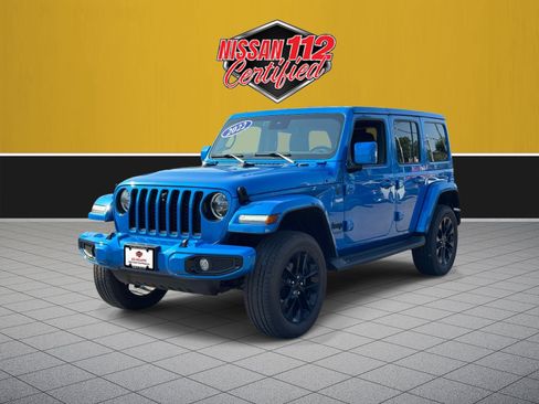 Used 2022 Jeep Wrangler Unlimited Sahara AWD/4WD image 2
