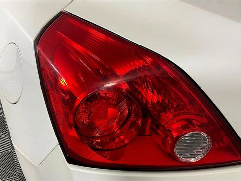 Used 2013 Nissan Altima 2.5 S FWD image 21