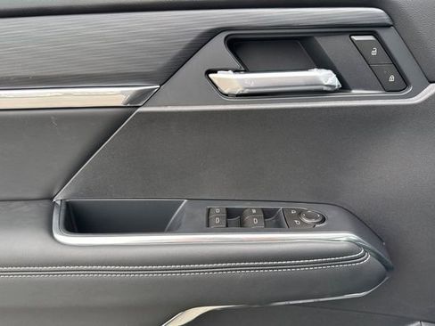 New 2026 GMC Acadia Elevation w/ Super Cruise Package image 11