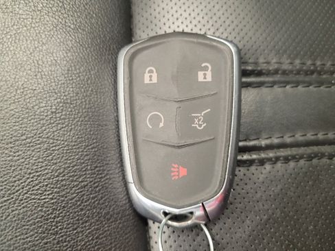 Used 2015 Cadillac SRX Performance w/ Driver Awareness Package image 32