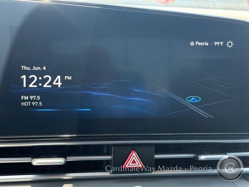 Used 2023 Hyundai Elantra SEL w/ Convenience Package FWD image 20