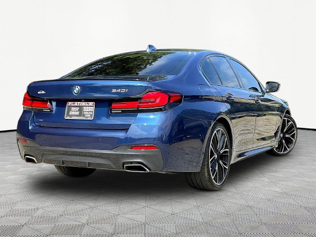 Used 2023 BMW 540i w/ M Sport Package RWD image 5