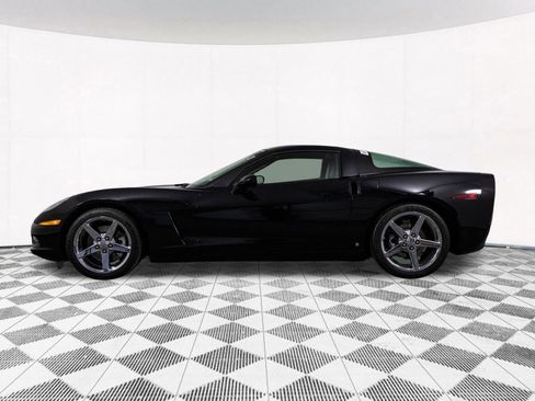 Used 2007 Chevrolet Corvette Coupe image 10