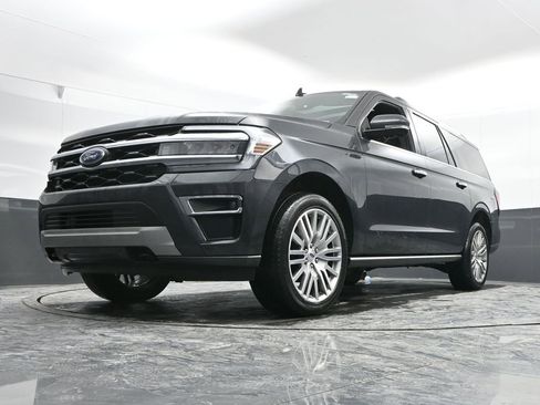 Used 2023 Ford Expedition Max Limited image 27