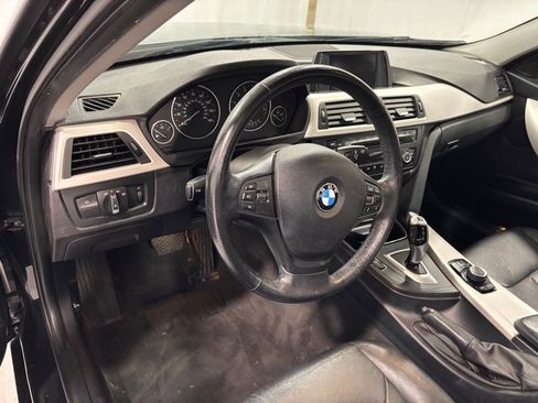 Used 2013 BMW 328i xDrive Sedan image 9