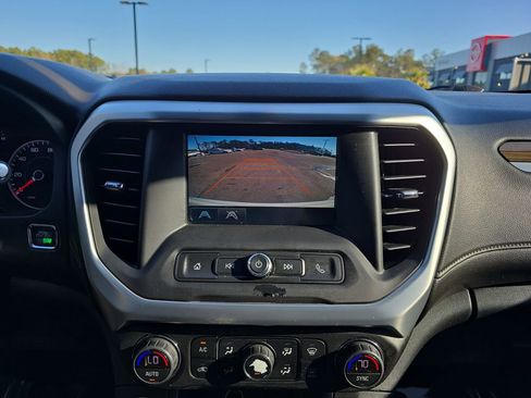 Used 2017 GMC Acadia SLE w/ Driver Alert Package I image 27