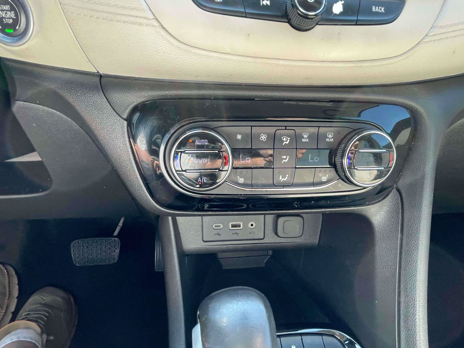 Used 2021 Buick Encore GX Select FWD image 15